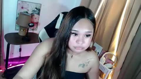 Christine online show from May 15, 11:45 pm