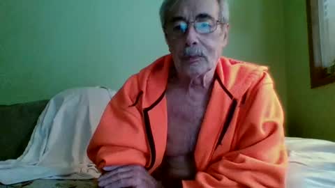 Teak online show from November 9, 6:43 pm