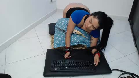 Snapshot of team_dinamite69 chatting on December 3, 6:11 pm DYNAMITE DUO69 online show from December 3, 6:11 pm