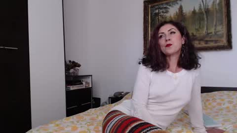 Snapshot of teasexpert4444 chatting on January 8, 9:21 am ALICIA--- online show from January 8, 9:21 am