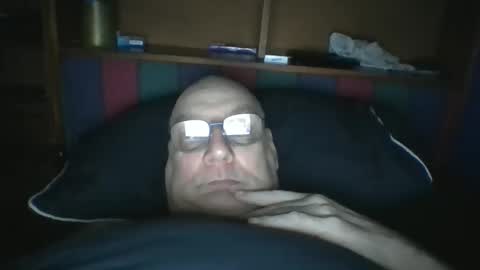 Mark online show from December 22, 8:21 am