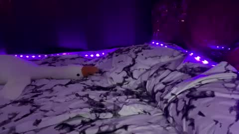 Im Techa 3 feet 24 cm height 170 online show from April 5, 7:49 am