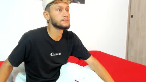 Tedy online show from March 24, 9:32 pm