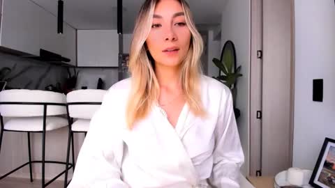 Amy No penetration Virgiin giirl online show from February 25, 2:37 pm