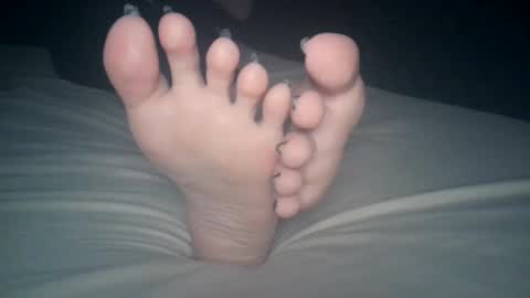 Viv West online show from December 19, 5:58 am