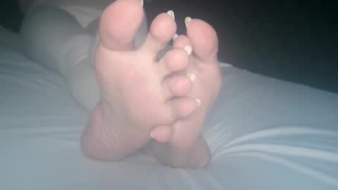 Viv West online show from September 24, 6:31 am