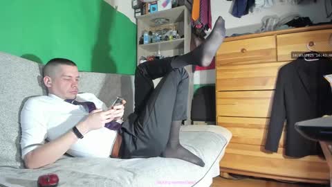 Virg Lszl online show from March 10, 3:41 pm