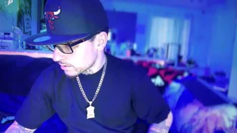 tempsnasty online show from March 9, 1:54 am