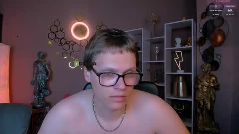teo_sol online show from May 19, 1:56 am