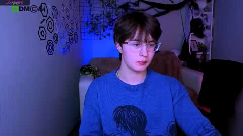 Snapshot of teo_wilson chatting on November 1, 3:11 pm teo_wilson online show from November 1, 3:11 pm