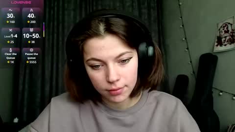 Anny Simpson online show from February 1, 6:32 am