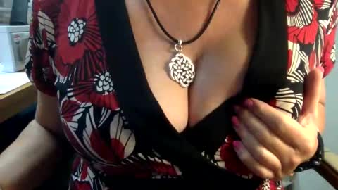 tessa_foxxx online show from September 10, 8:21 pm