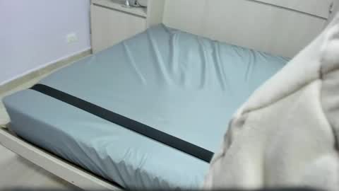 tessalowe online show from April 11, 11:36 am