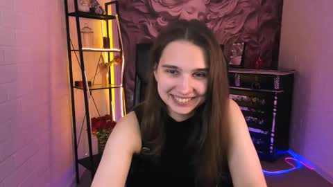 Snapshot of tessamill chatting on October 2, 5:39 am Tessa online show from October 2, 5:39 am