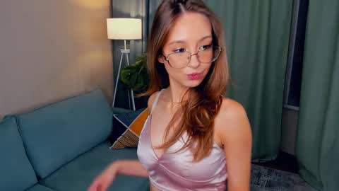 Cindy online show from September 12, 5:26 pm