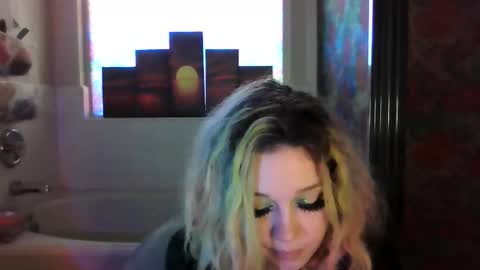 TEXASGIRLLLL online show from May 2, 1:28 pm