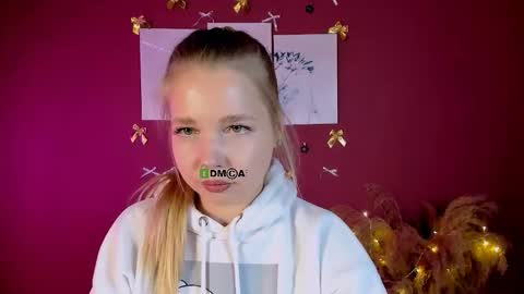 teya_starling online show from December 19, 9:38 am