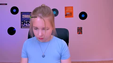 teya_starling online show from May 18, 7:25 am