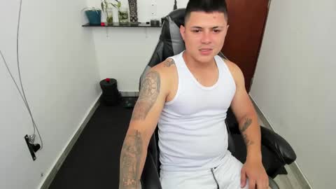 Teylor Fel online show from March 9, 6:00 pm