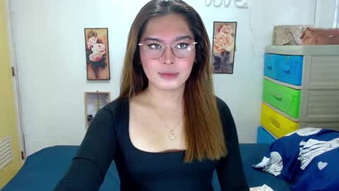 tgirlselena online show from November 10, 5:43 am