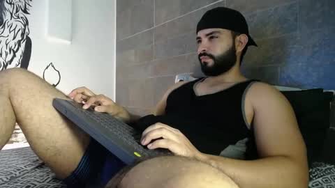 th1ago828986 online show from April 15, 2:37 am