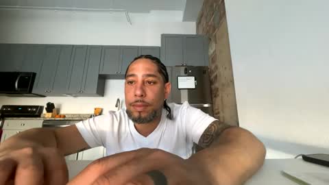 LoveHateLust online show from October 14, 2:09 pm