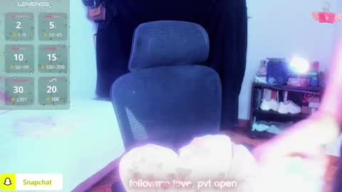   online show from March 11, 6:19 pm