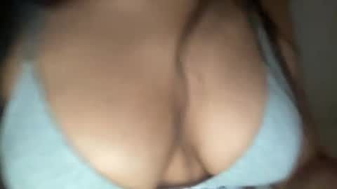 Snapshot of thatgirlmelanie chatting on October 17, 5:22 am Melanie online show from October 17, 5:22 am