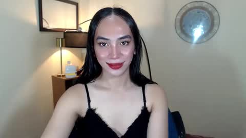 Snapshot of thatslut_deia chatting on October 12, 12:20 pm thatslut_deia online show from October 12, 12:20 pm