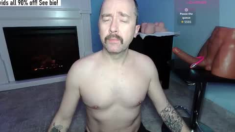 ThatsWhatSheSaid online show from January 7, 12:37 am