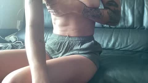 the_emmarouge online show from October 2, 12:53 am