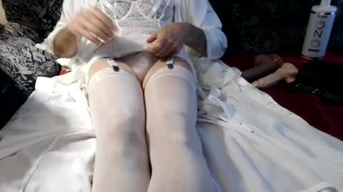 Reggie online show from December 14, 8:40 pm