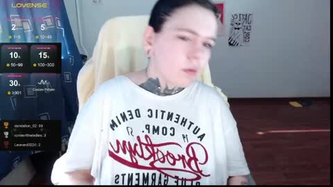 the_ice_owl online show from April 5, 2:52 am