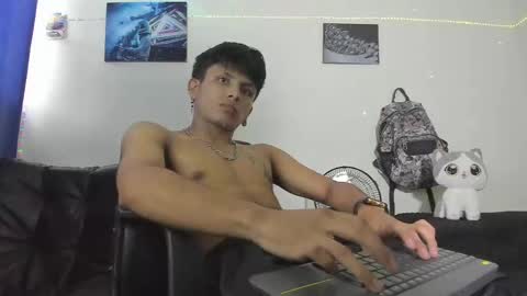 Danny online show from December 21, 8:10 pm