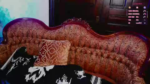 Joan online show from April 19, 9:50 pm