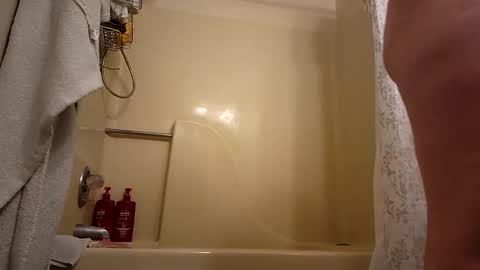 Kassandra Grant online show from January 3, 5:10 pm