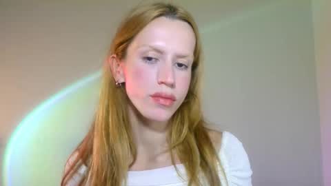 Snapshot of thedollxxxperience chatting on October 16, 8:40 pm Yolanda online show from October 16, 8:40 pm