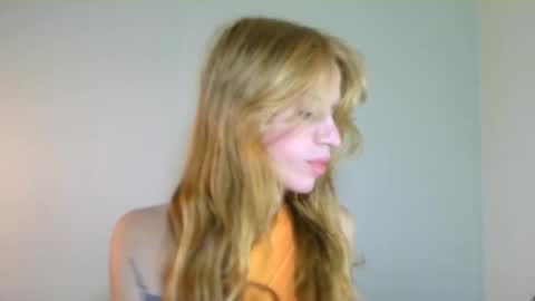 Snapshot of thedollxxxperience chatting on September 27, 8:50 pm Yolanda online show from September 27, 8:50 pm