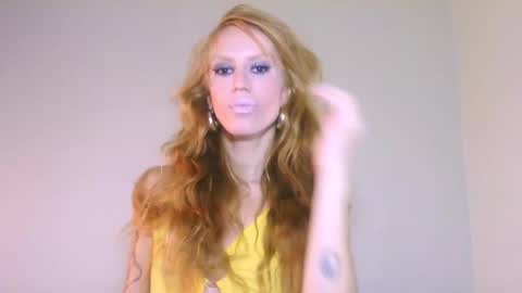 Yolanda online show from November 1, 5:23 pm