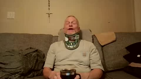 Snapshot of thee_lone_boner chatting on September 25, 8:32 am Alpha online show from September 25, 8:32 am