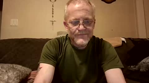 Snapshot of thee_lone_boner chatting on October 13, 10:06 am Alpha online show from October 13, 10:06 am