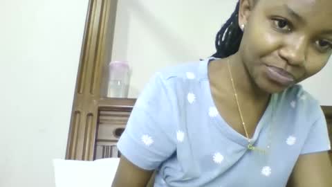 Snapshot of theequinn chatting on September 23, 2:11 pm theequinn online show from September 23, 2:11 pm