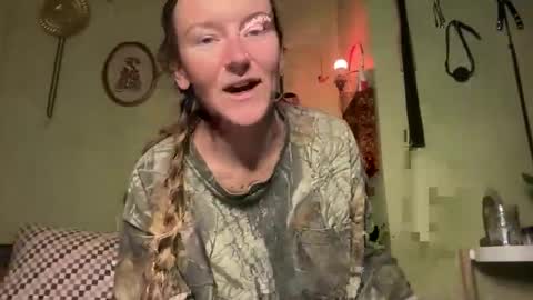 Fae online show from October 30, 9:48 pm