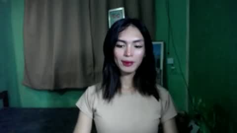 thegirlyouneedxoxo online show from January 10, 7:36 am