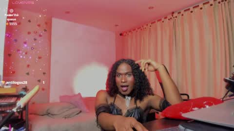 Goldie online show from May 24, 1:35 am