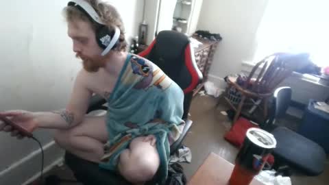 fuzzyfox online show from February 9, 6:54 pm