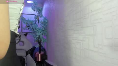 Theia  online show from January 14, 12:35 pm