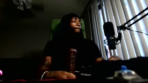 IXMCOUPLE444 online show from May 16, 2:08 am
