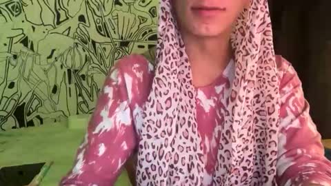 Lucy Lucy online show from November 5, 1:51 am