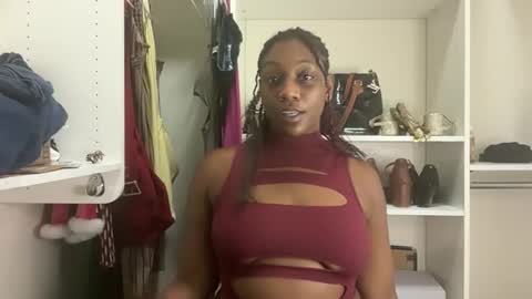 TheNaturalGoddess online show from May 17, 7:01 pm